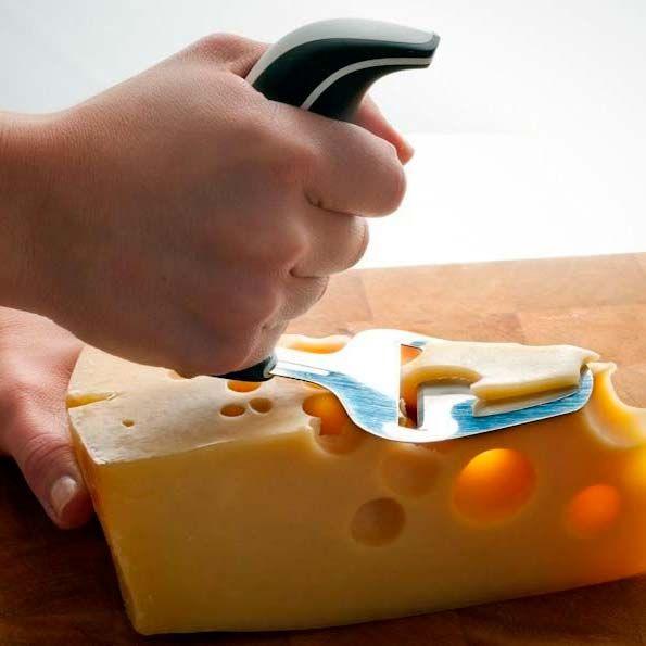 Osthyvel med vinklat grepp Swereco