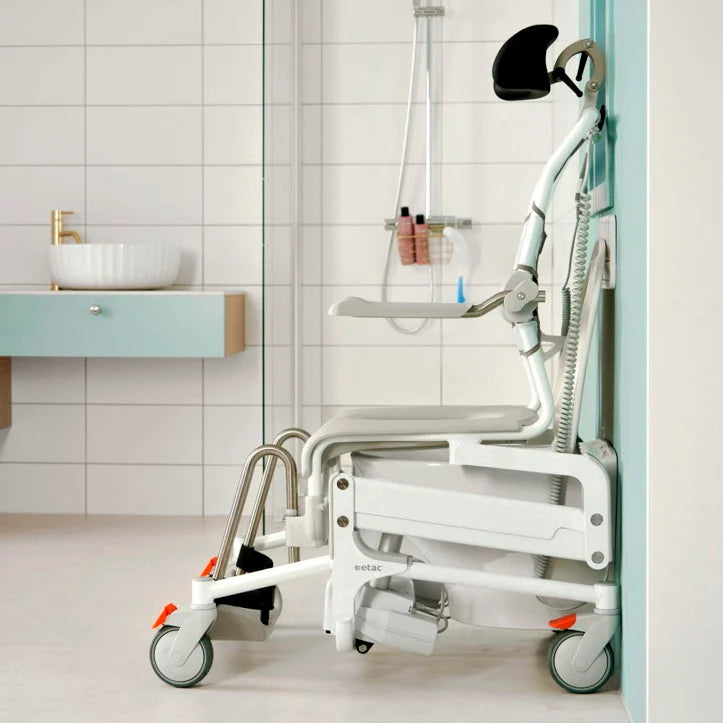 Etac Alto - elektrisk mobil duschstol – produktbild 11