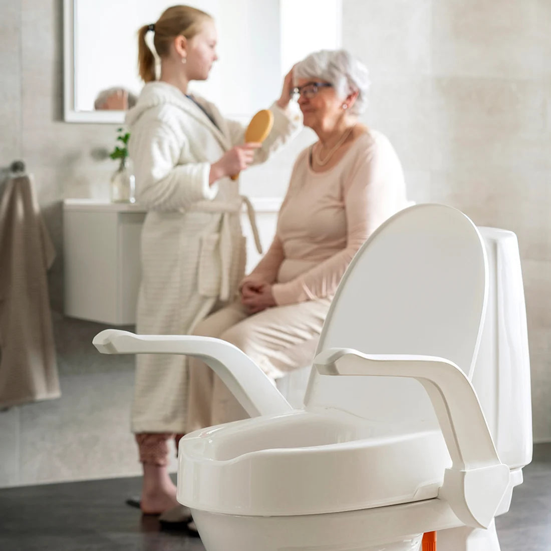 Toalettsitsförhöjare Etac My-Loo – fast montering